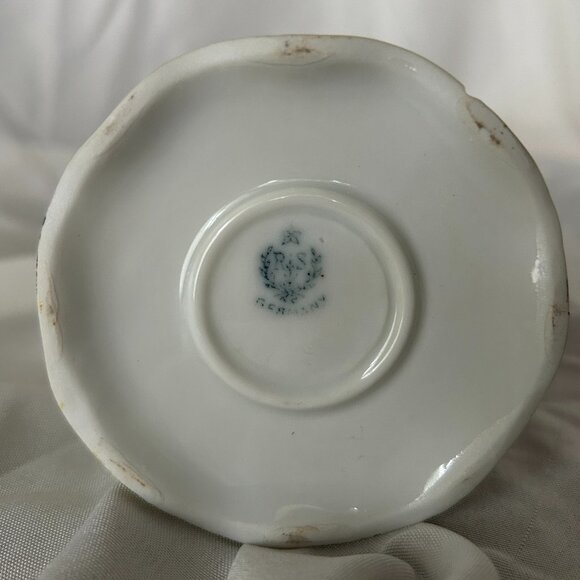 Porcelain Hatpin Holder - Picture 3 of 8
